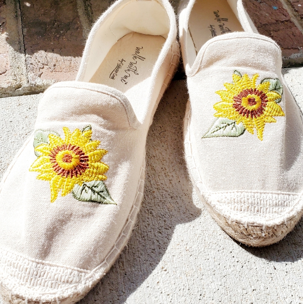 Walk With Me "Escape" Espradilles shoes